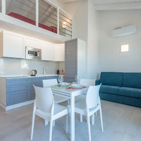 Affittimoderni - Blue Loft * كاستيلساردو
