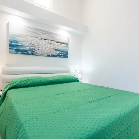 Affittimoderni - Blue Loft كاستيلساردو